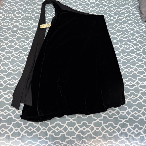 NWT Diane Von Furstenberg Elisano Asymmetrical velvet bubble dress - Picture 3 of 4